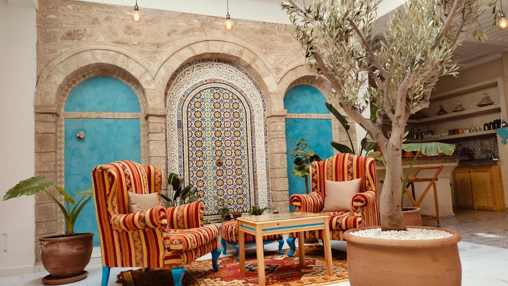 Riad Al Manara Есувейра Екстериор снимка