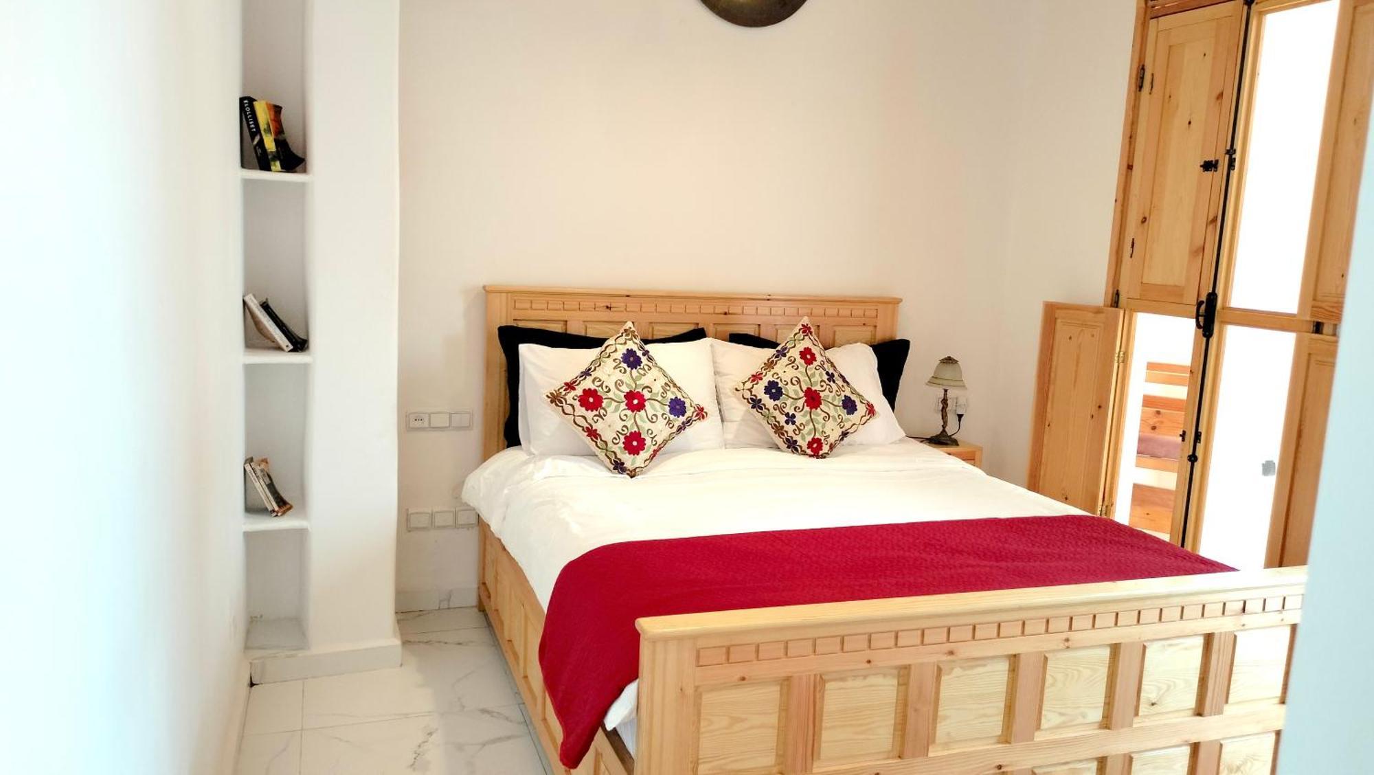 Riad Al Manara Есувейра Екстериор снимка
